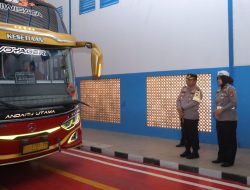 Kesiapan Mudik 2024, Polres Indramayu Gelar Ramp Check Untuk Angkutan Lebaran